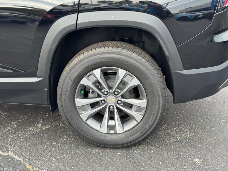 Chevrolet Equinox Vehicle Full-screen Gallery Image 4