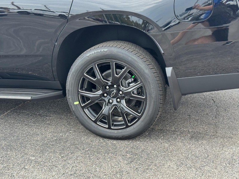 Chevrolet Tahoe Vehicle Full-screen Gallery Image 4