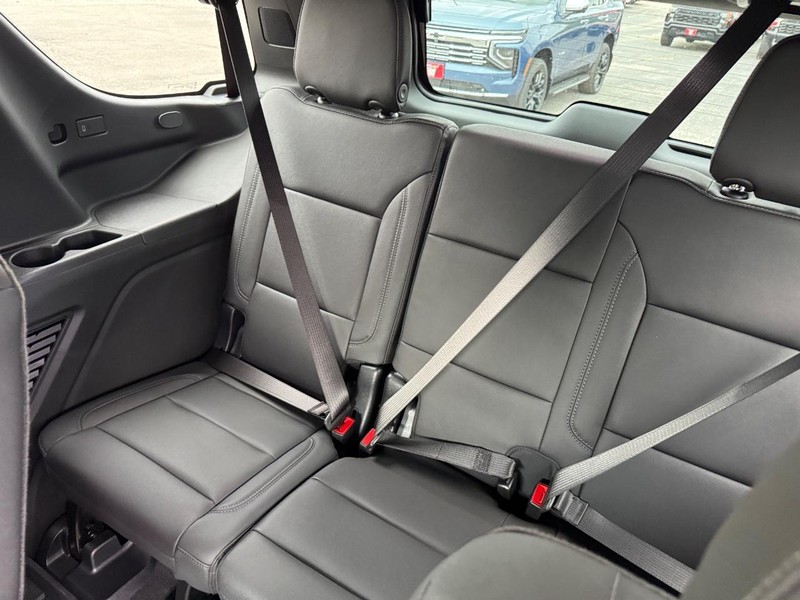 Chevrolet Tahoe Vehicle Full-screen Gallery Image 6