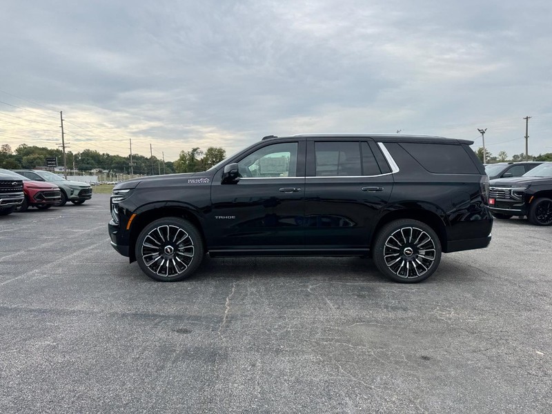 Chevrolet Tahoe Vehicle Full-screen Gallery Image 2