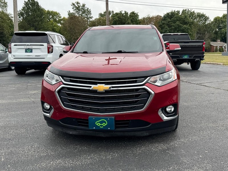 Chevrolet Traverse Vehicle Full-screen Gallery Image 2