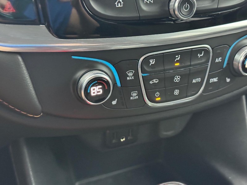 Chevrolet Traverse Vehicle Full-screen Gallery Image 21