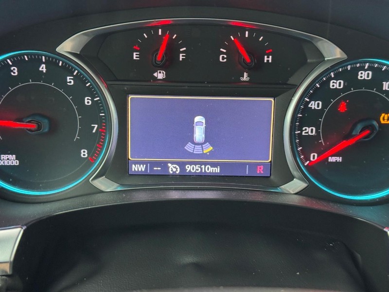 Chevrolet Traverse Vehicle Full-screen Gallery Image 23