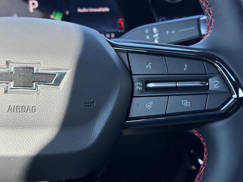 Chevrolet Equinox EV Vehicle Full-screen Gallery Image 14