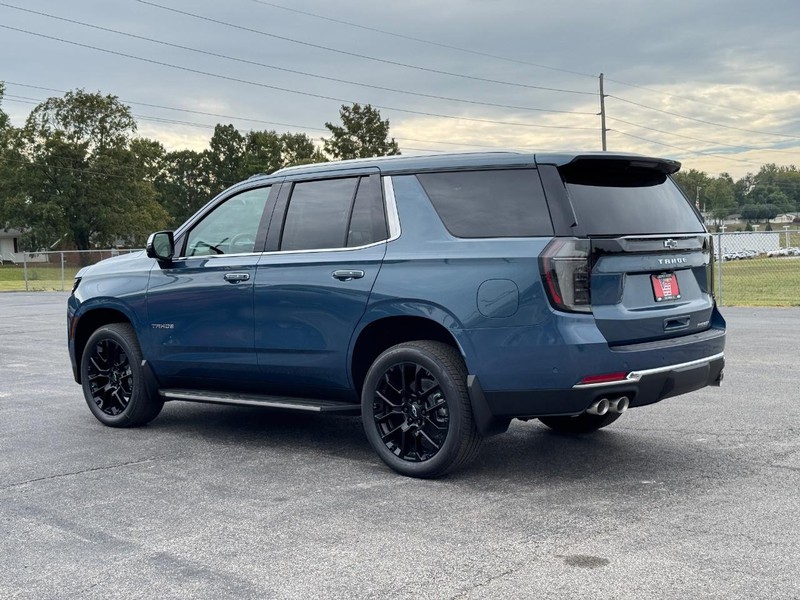 Chevrolet Tahoe Vehicle Full-screen Gallery Image 3