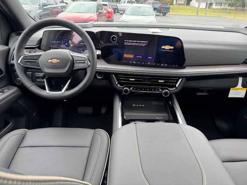 Chevrolet Tahoe Vehicle Full-screen Gallery Image 9