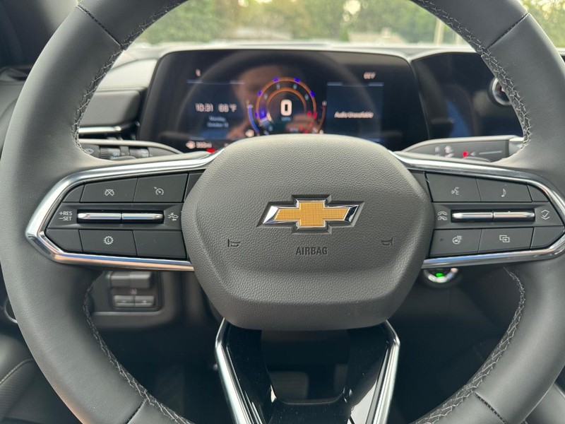 Chevrolet Tahoe Vehicle Full-screen Gallery Image 16