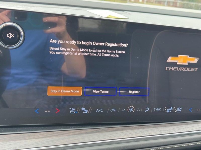 Chevrolet Tahoe Vehicle Full-screen Gallery Image 19