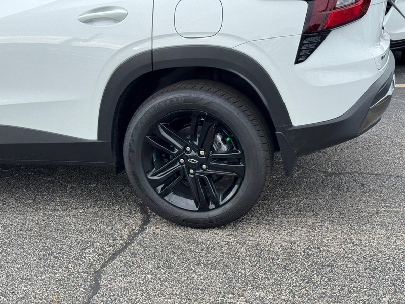 Chevrolet Trax Vehicle Full-screen Gallery Image 4