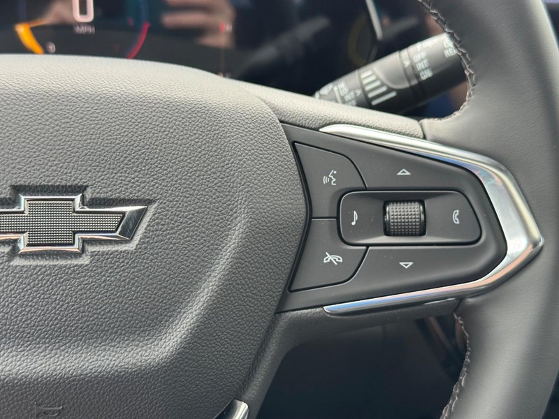 Chevrolet Trax Vehicle Full-screen Gallery Image 15