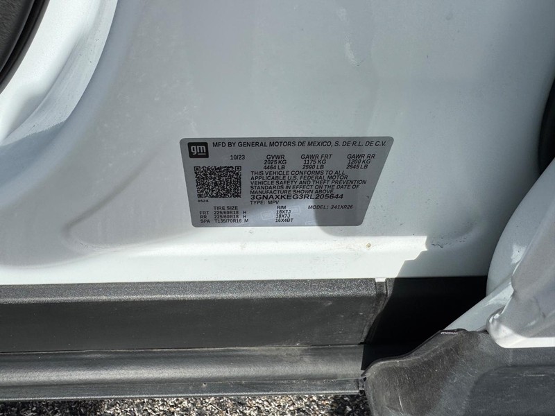 Chevrolet Equinox Vehicle Full-screen Gallery Image 23