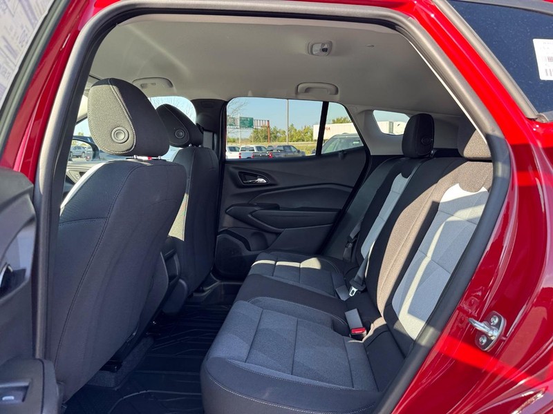 Chevrolet Trax Vehicle Full-screen Gallery Image 5