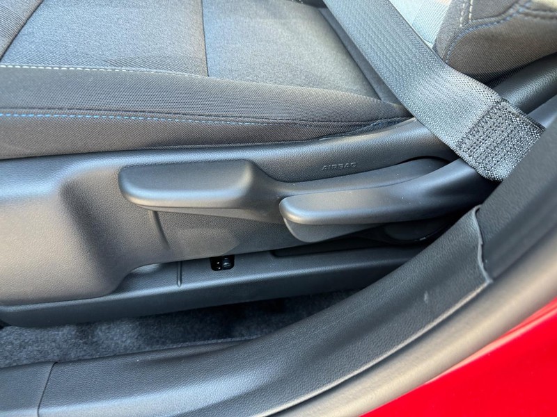 Chevrolet Trax Vehicle Full-screen Gallery Image 10