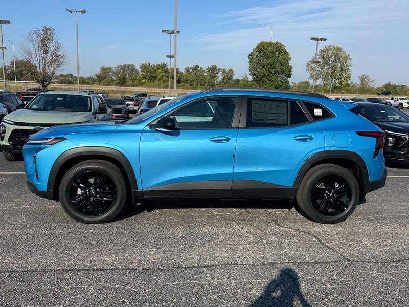 Chevrolet Trax Vehicle Full-screen Gallery Image 2