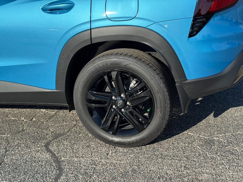 Chevrolet Trax Vehicle Full-screen Gallery Image 4