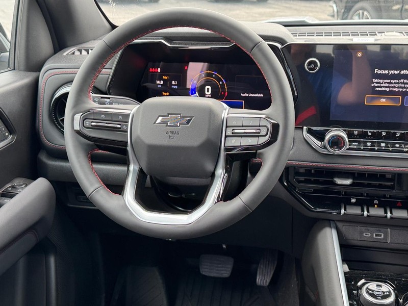 Chevrolet Colorado Vehicle Full-screen Gallery Image 7