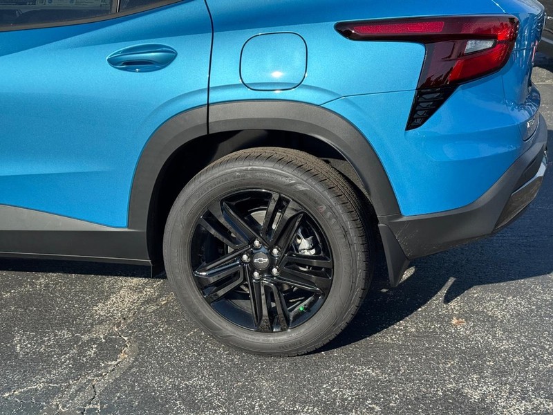 Chevrolet Trax Vehicle Full-screen Gallery Image 4