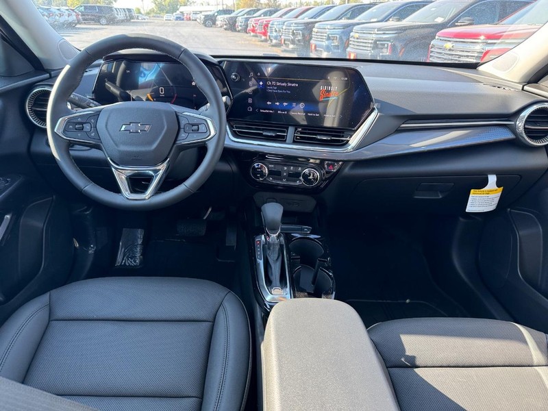 Chevrolet Trax Vehicle Full-screen Gallery Image 7