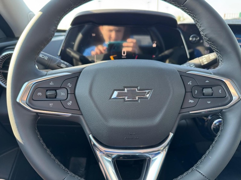 Chevrolet Trax Vehicle Full-screen Gallery Image 13