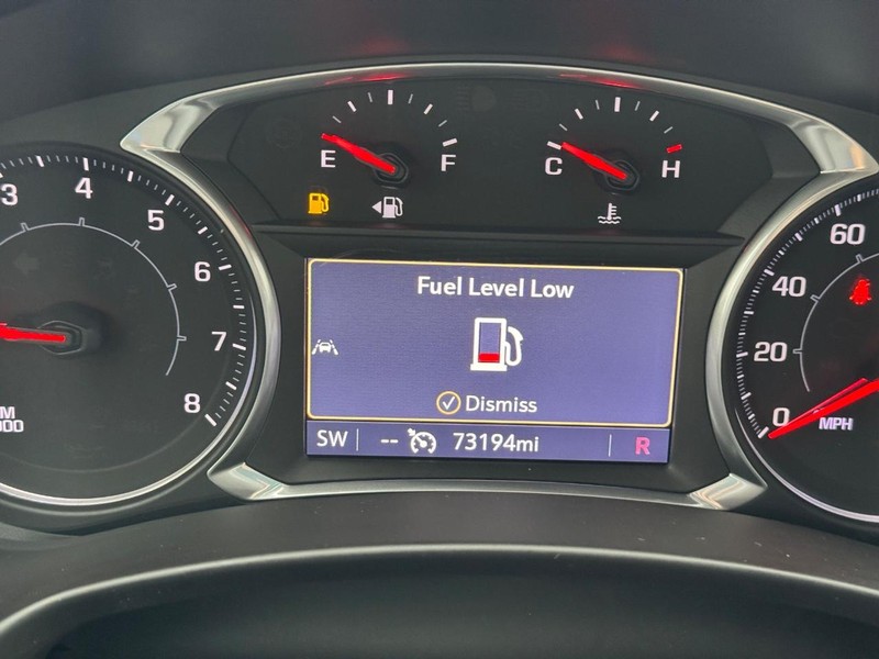 GMC Terrain Vehicle Full-screen Gallery Image 23