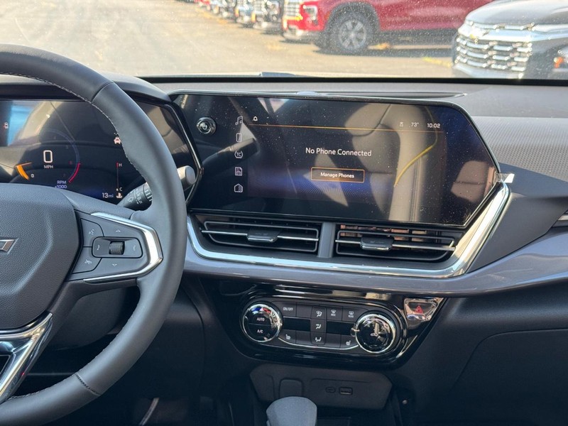 Chevrolet Trax Vehicle Full-screen Gallery Image 9