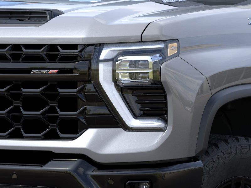 Chevrolet Silverado 2500HD Vehicle Full-screen Gallery Image 10