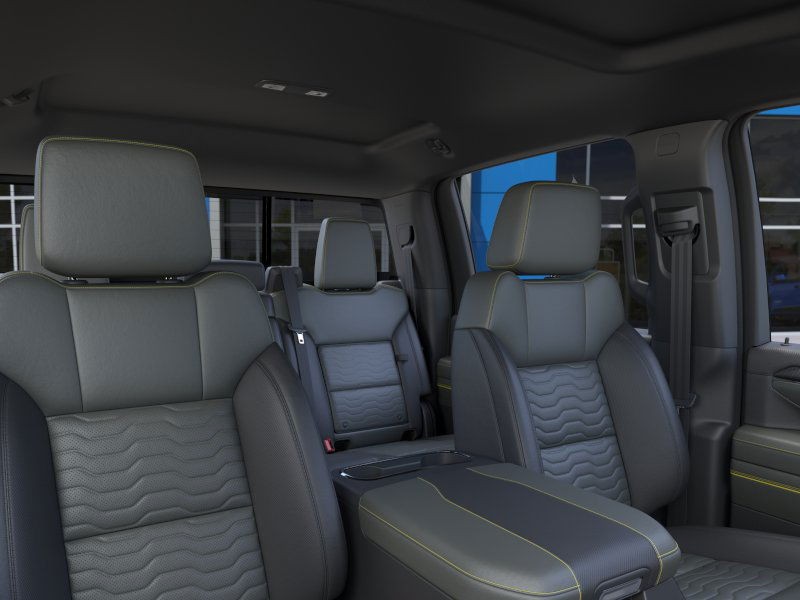 Chevrolet Silverado 2500HD Vehicle Full-screen Gallery Image 24