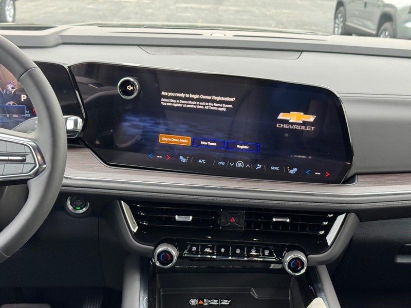 Chevrolet Tahoe Vehicle Full-screen Gallery Image 10