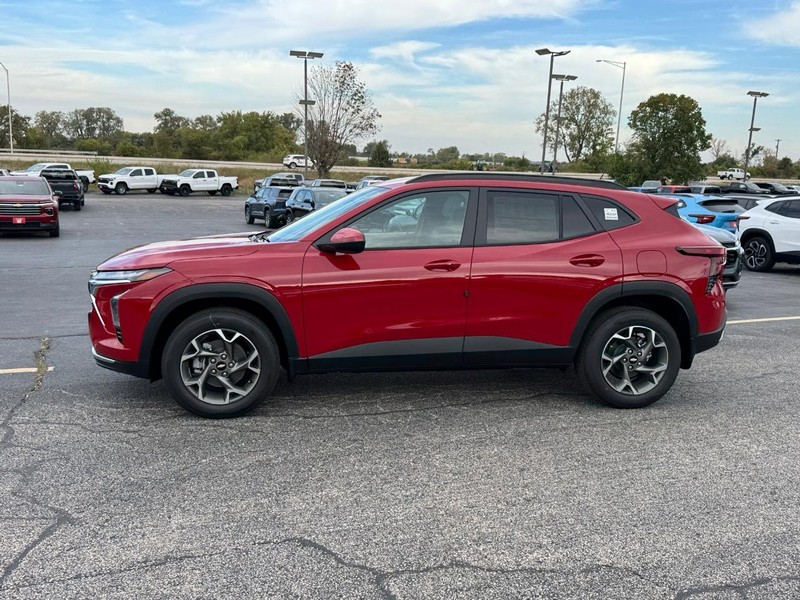 Chevrolet Trax Vehicle Full-screen Gallery Image 2