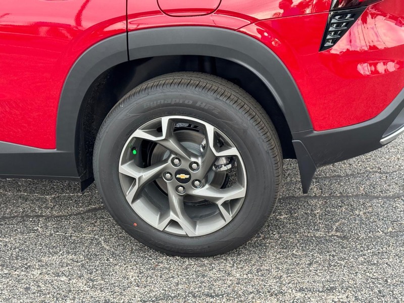 Chevrolet Trax Vehicle Full-screen Gallery Image 4