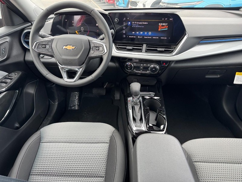 Chevrolet Trax Vehicle Full-screen Gallery Image 6