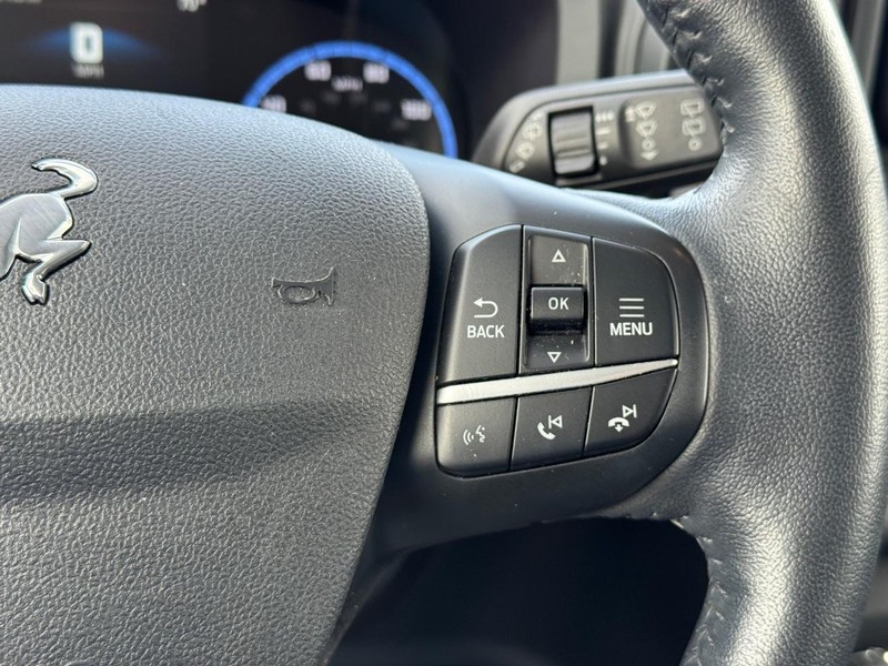 Ford Bronco Sport Vehicle Full-screen Gallery Image 19