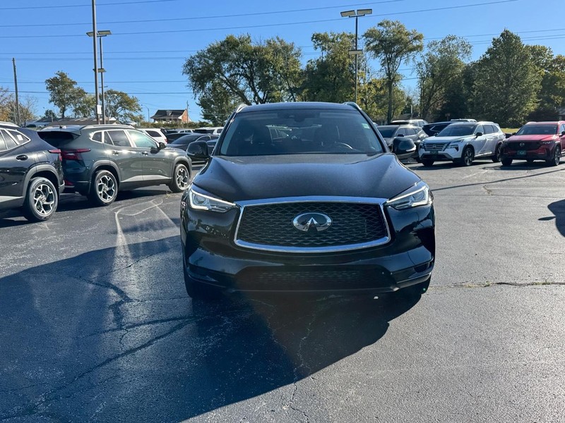 INFINITI QX50 Vehicle Full-screen Gallery Image 8