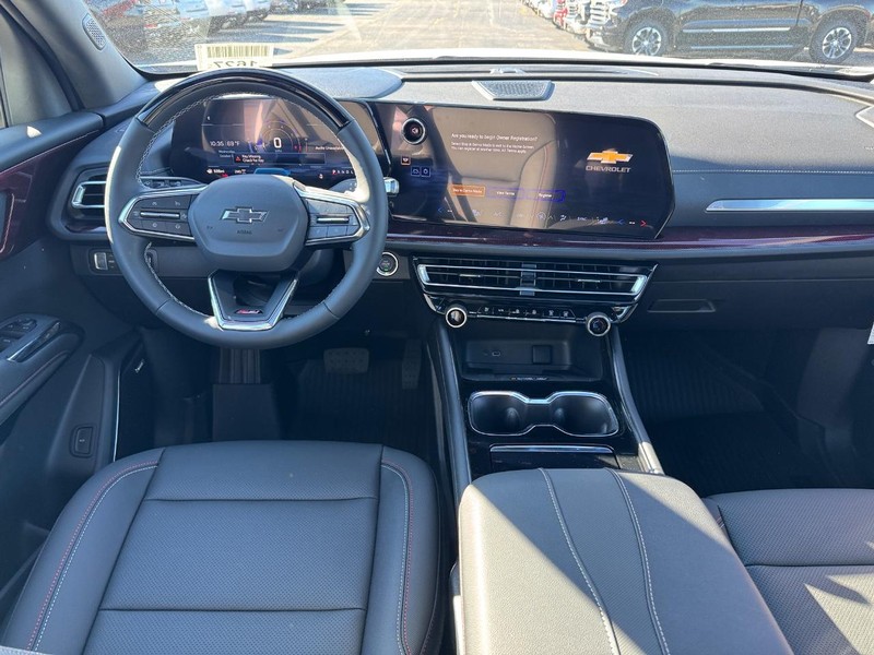 Chevrolet Traverse Vehicle Full-screen Gallery Image 9