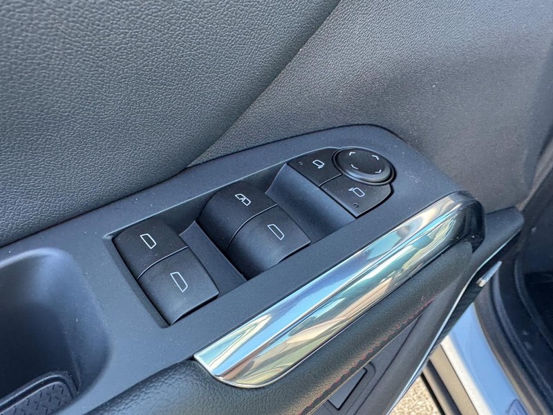 Chevrolet Traverse Vehicle Full-screen Gallery Image 14