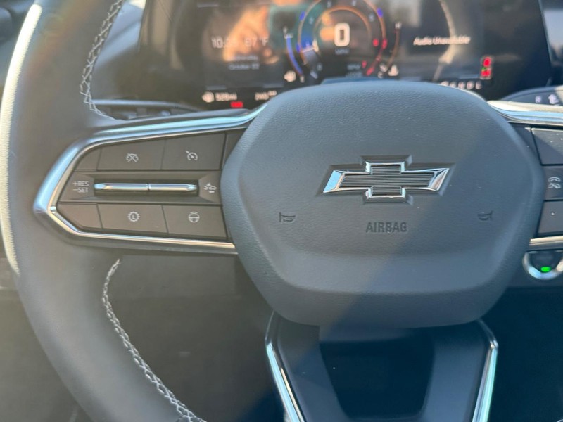 Chevrolet Traverse Vehicle Full-screen Gallery Image 15