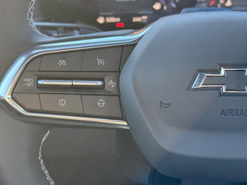 Chevrolet Traverse Vehicle Full-screen Gallery Image 16