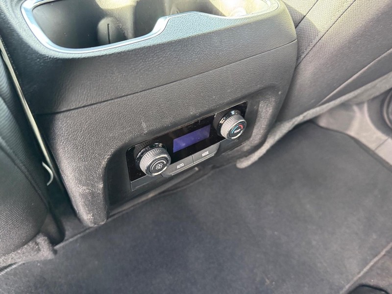 Chevrolet Traverse Vehicle Full-screen Gallery Image 12