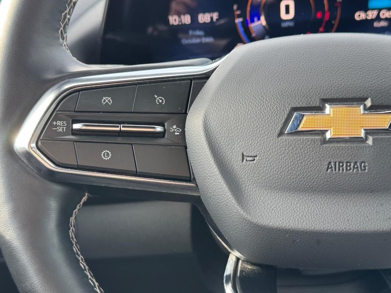 Chevrolet Traverse Vehicle Full-screen Gallery Image 20