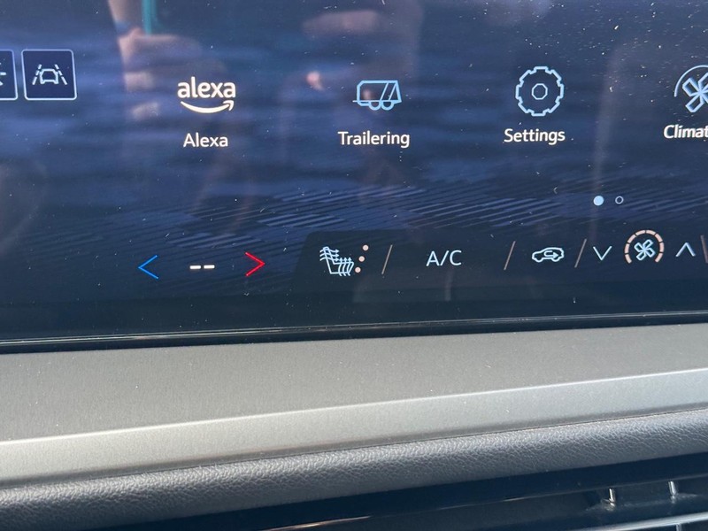 Chevrolet Traverse Vehicle Full-screen Gallery Image 22