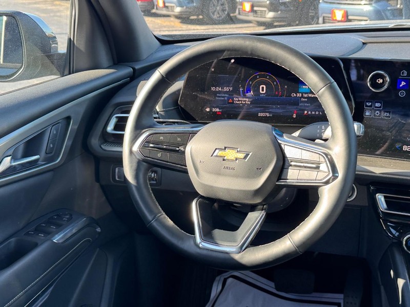 Chevrolet Traverse Vehicle Full-screen Gallery Image 14