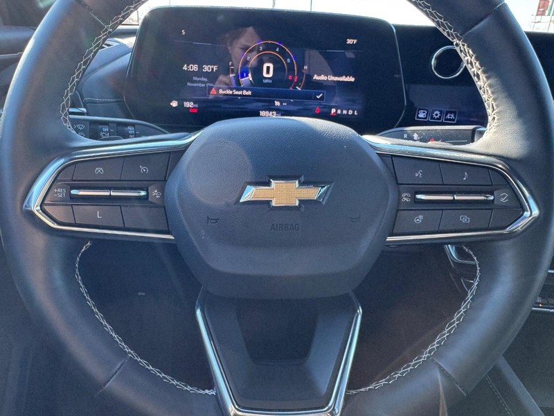 Chevrolet Traverse Vehicle Full-screen Gallery Image 17