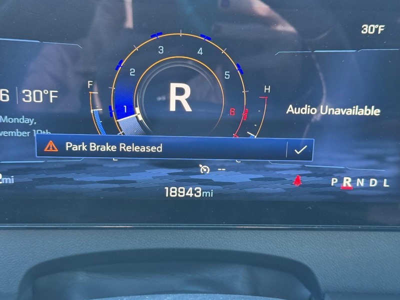 Chevrolet Traverse Vehicle Full-screen Gallery Image 21