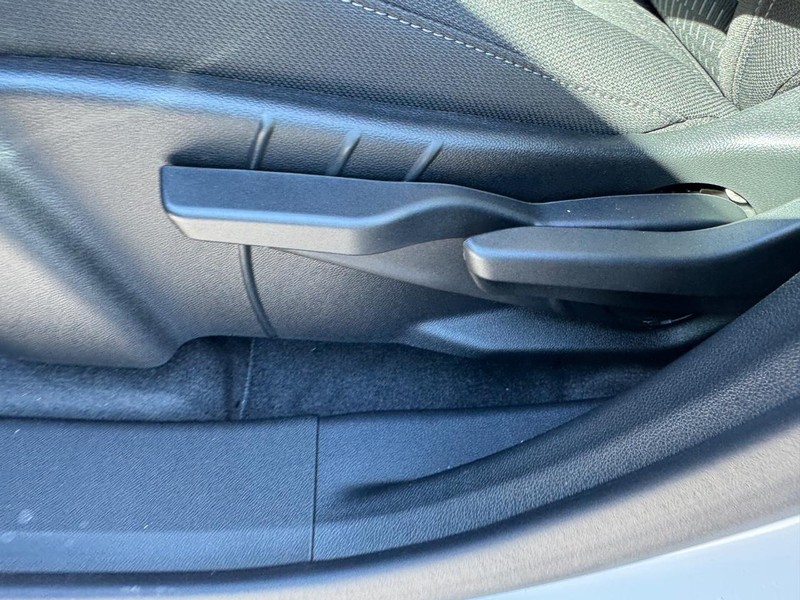 Chevrolet Equinox Vehicle Full-screen Gallery Image 10