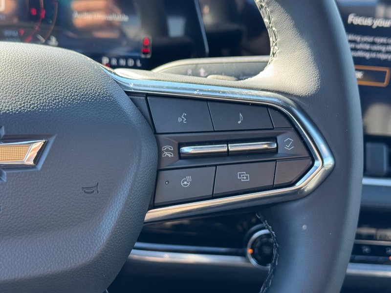 Chevrolet Equinox Vehicle Full-screen Gallery Image 14