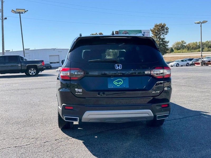 Honda Pilot Vehicle Full-screen Gallery Image 4