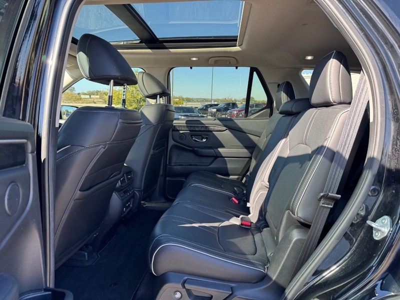 Honda Pilot Vehicle Full-screen Gallery Image 10