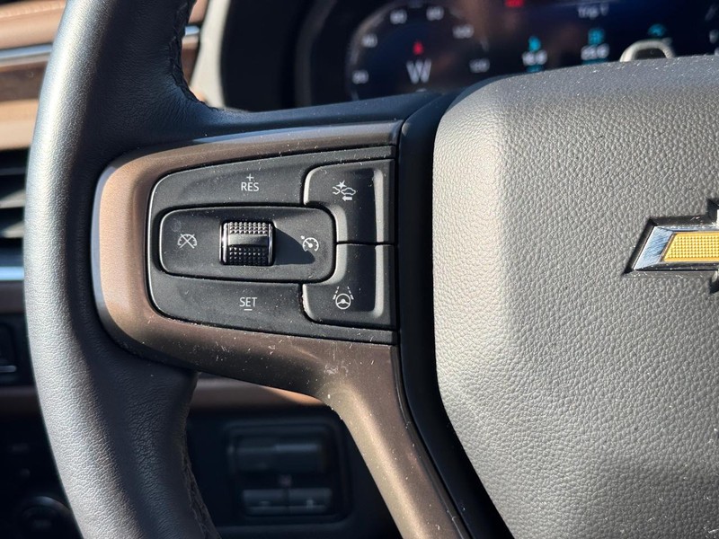 Chevrolet Tahoe Vehicle Full-screen Gallery Image 22