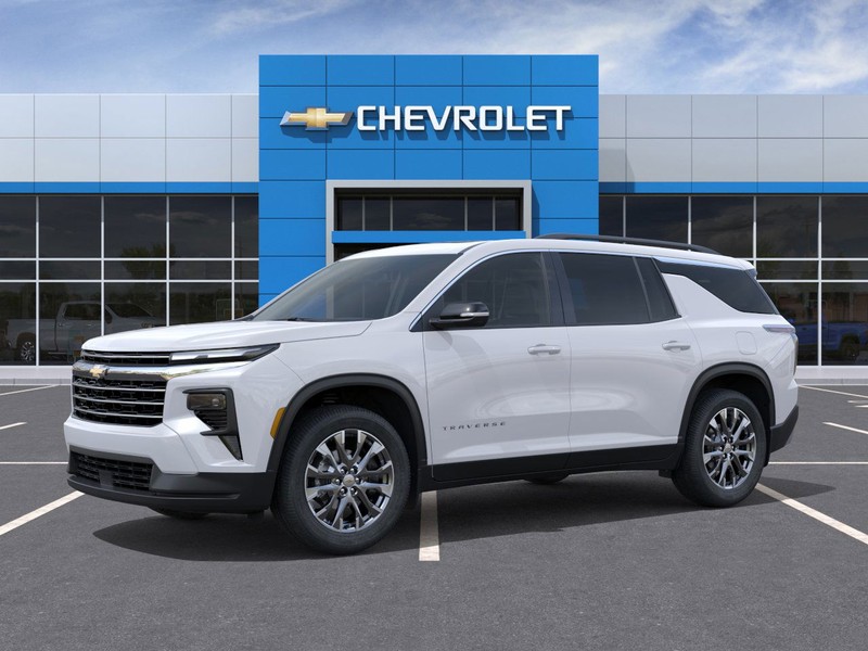 Chevrolet Traverse Vehicle Full-screen Gallery Image 2