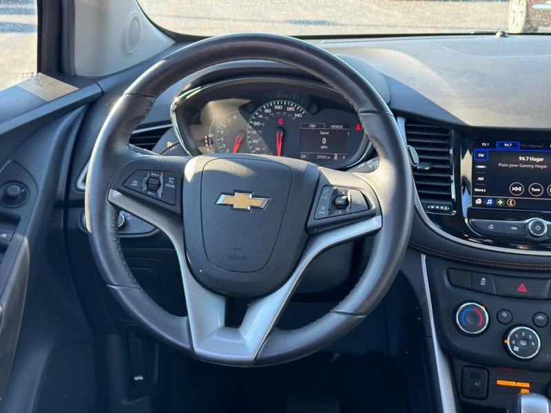 Chevrolet Trax Vehicle Full-screen Gallery Image 12